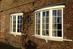 Cream uPVC Windows with woodgrain effect