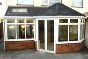 Combination Style Conservatory
with Guardian Roof